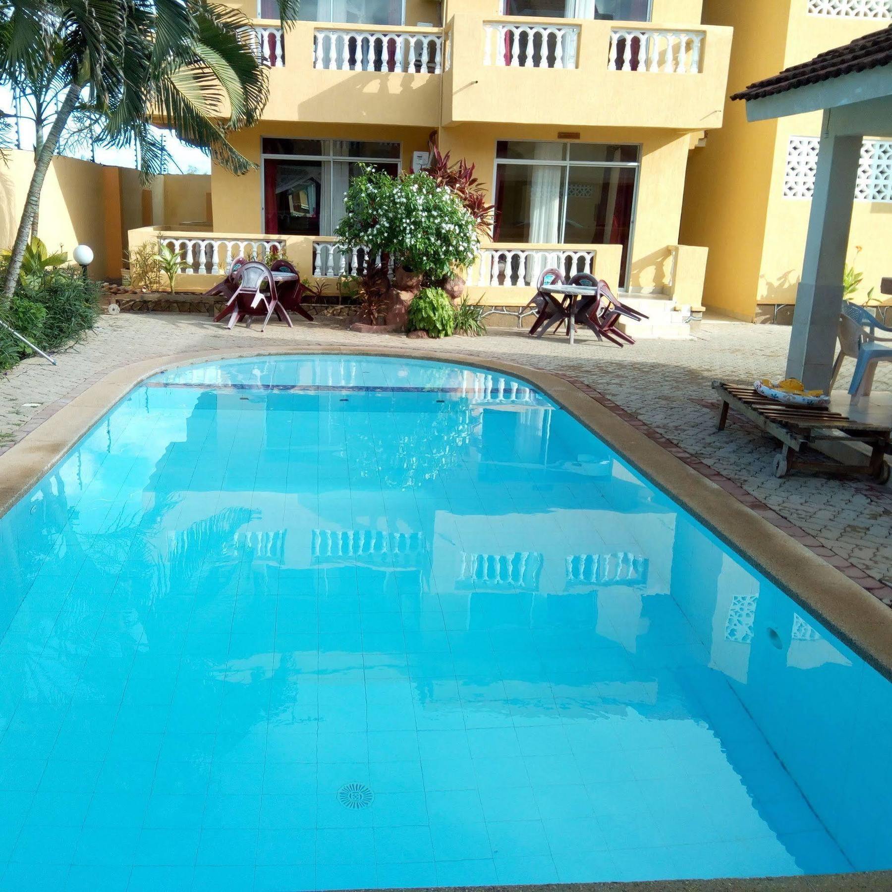 Pawenzi Serviced Apartments Mombasa Dış mekan fotoğraf