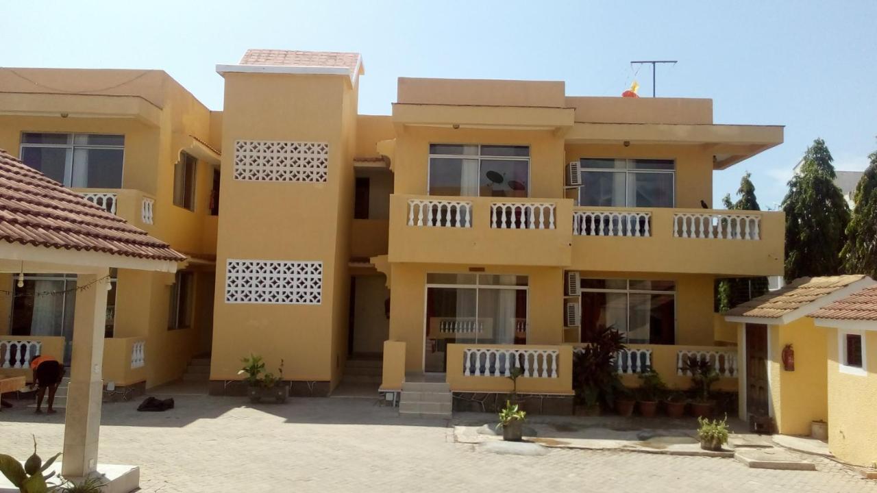 Pawenzi Serviced Apartments Mombasa Dış mekan fotoğraf